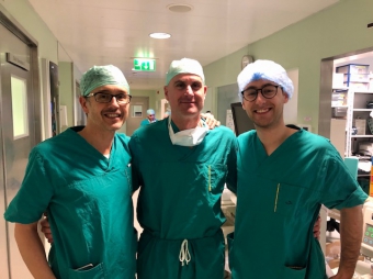 EXPERTOS MUNDIALES EN CIRUGIA ENDOSCOPICA DE TIRODIES